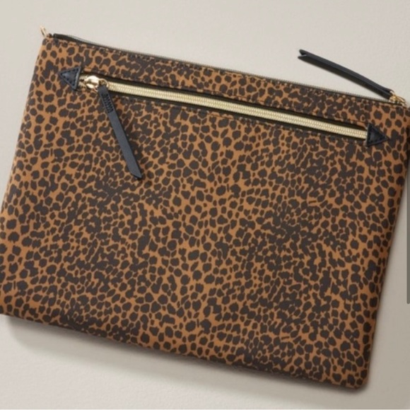 Stella & Dot Crossbody Animal Brand New - Picture 2 of 3